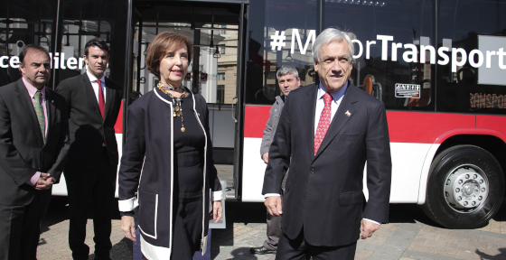 Nuevo estándar para Santiago: Presidente Piñera y Ministra Hutt presentan buses para el transporte público