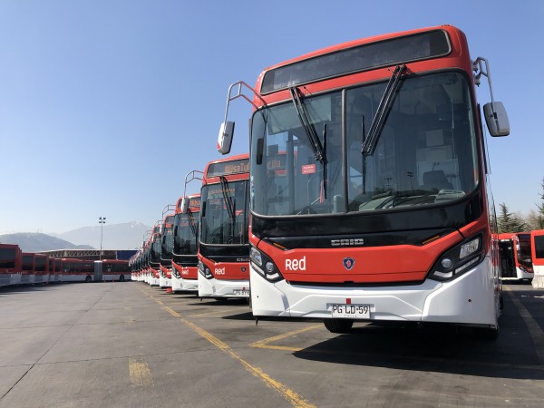 127 nuevos buses ecológicos con estándar Red para 20 comunas del Gran Santiago
