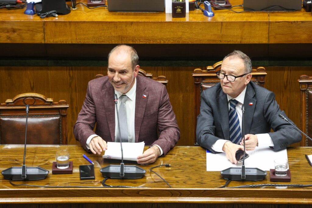 ministro Louis De Grange junto con el ministro José García Ruminot